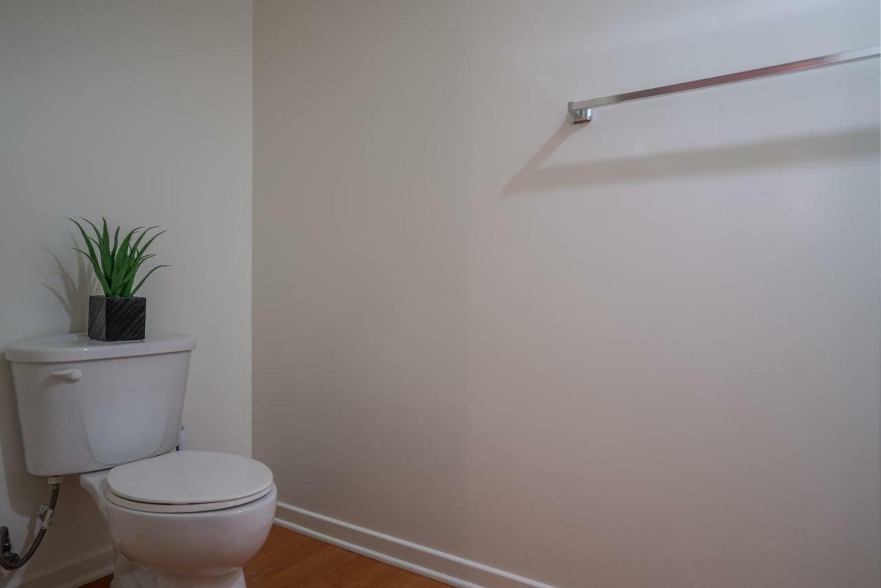 Dtla Two Level Convention Center Loft Apartment Los Angeles