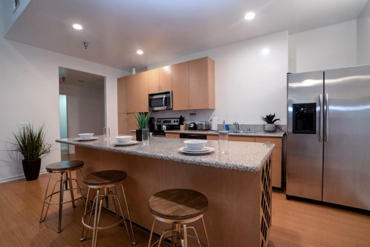 Apartment Dtla Two Level Convention Center Loft Los Angeles